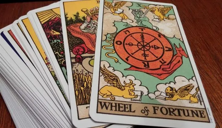 Cách xem bài Tarot online